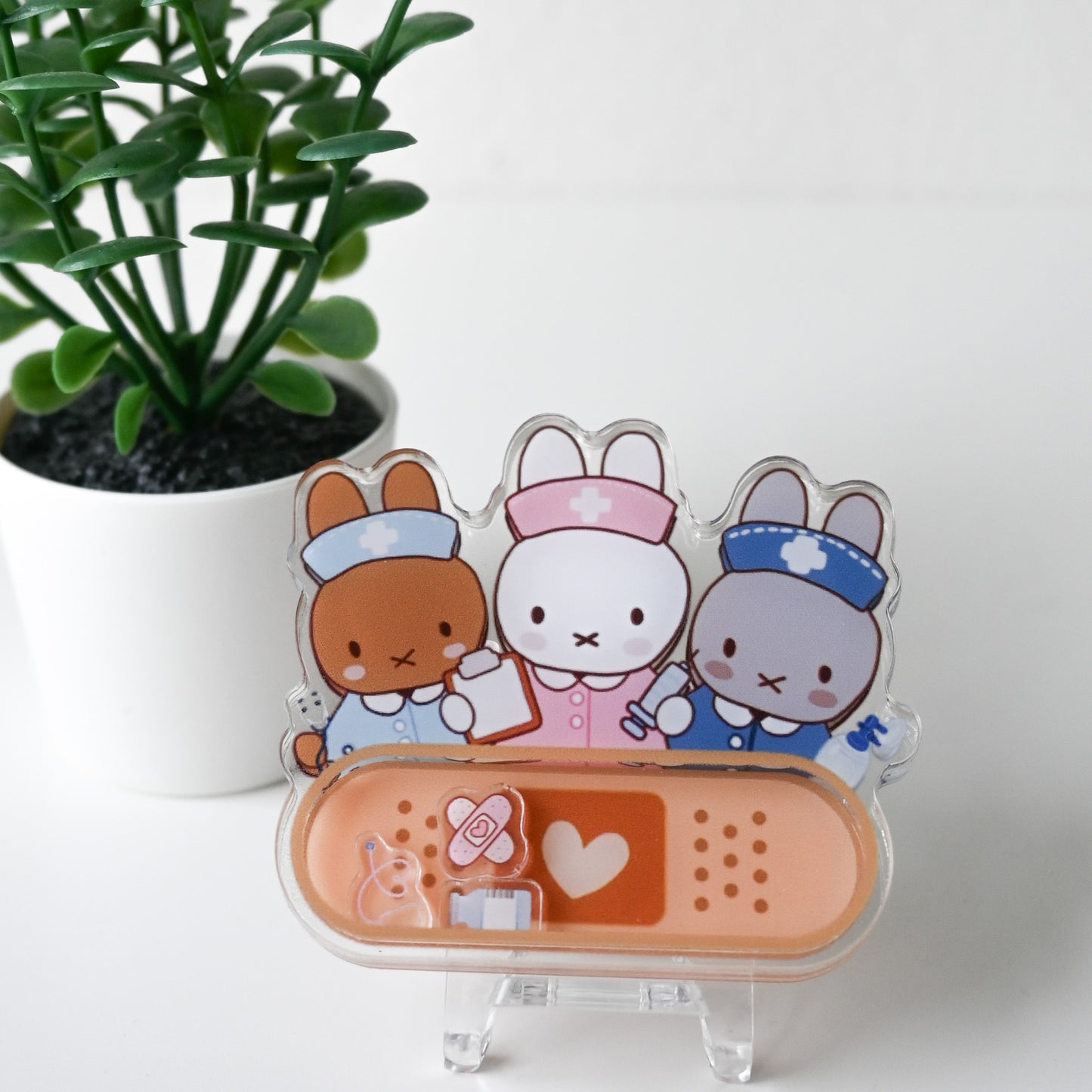 MIFFY MEDICAL THEMED ACRYLIC SHAKER BADGE REEL