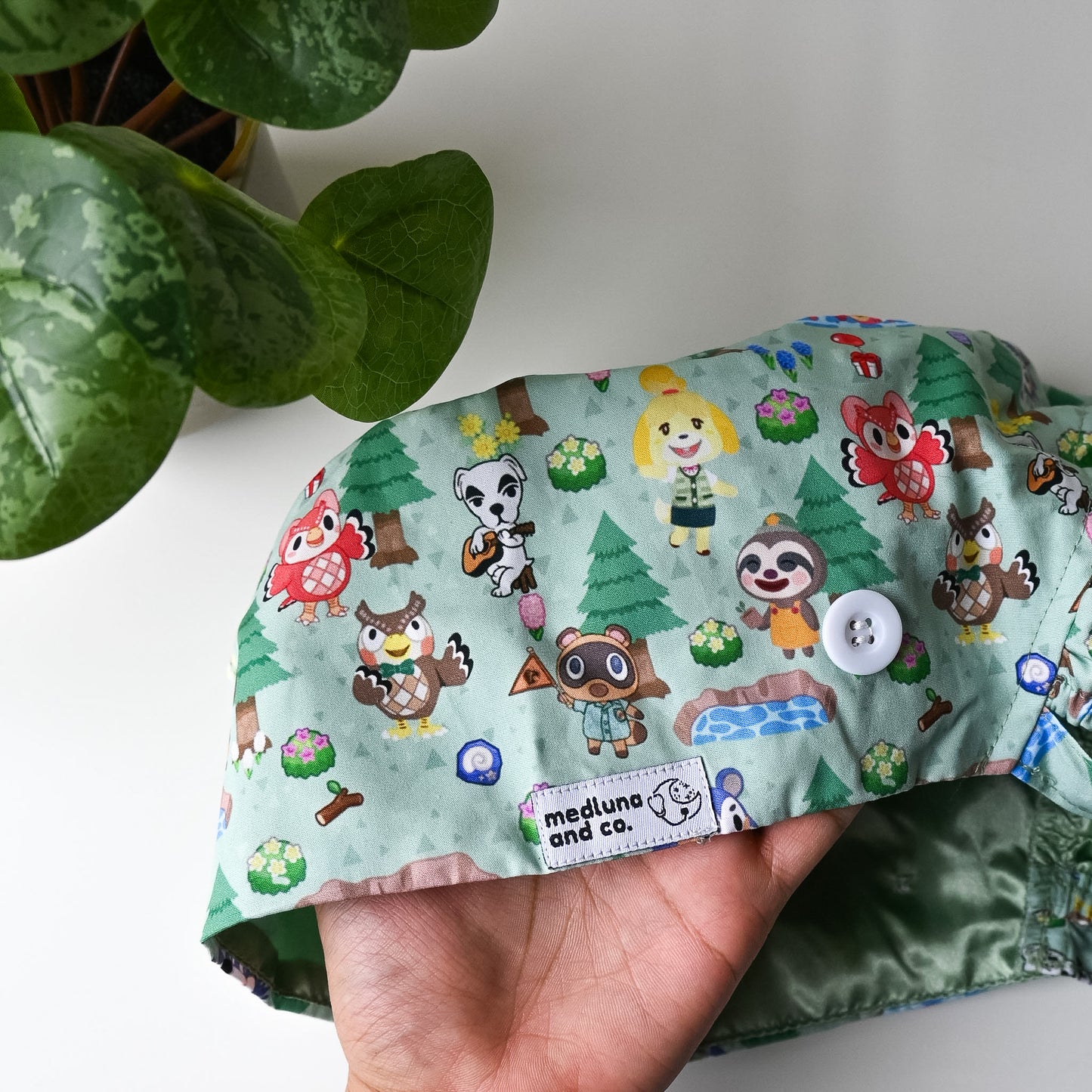 ANIMAL CROSSING - CHARACTERS AND OBJECTS SATIN LINED PONYTAIL SCRUB CAP
