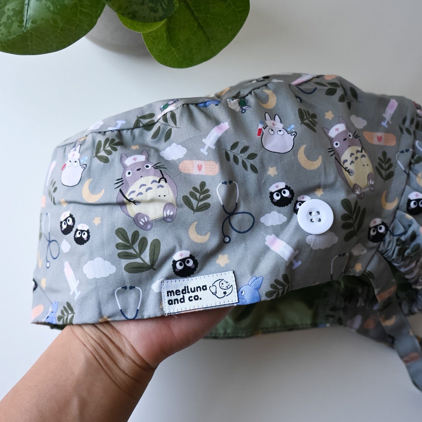 MY NEIGHBOR TOTORO - MEDICAL TOTORO THEMED SATIN LINED PONYTAIL SCRUB CAP