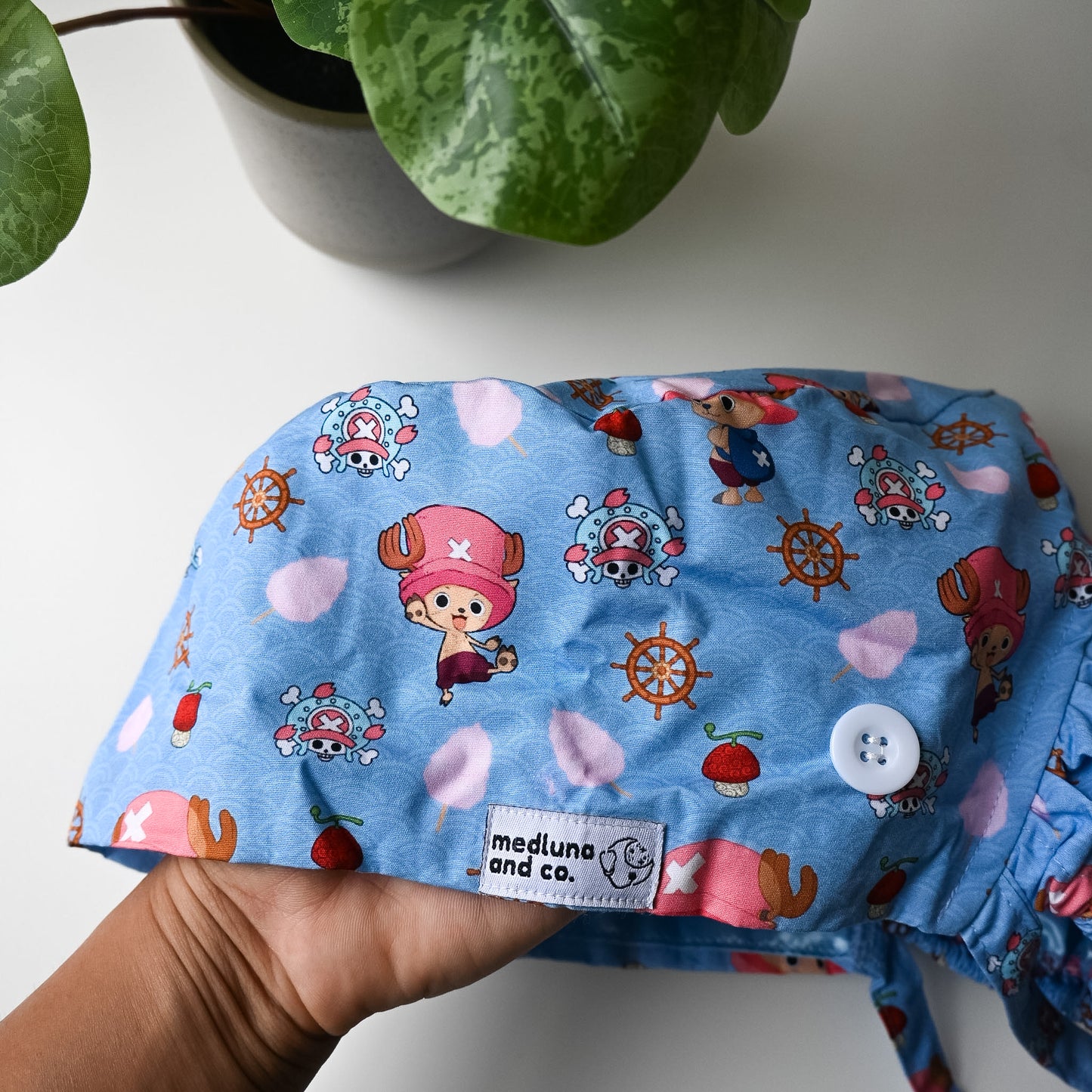 ONE PIECE - TONY TONY CHOPPER SATIN LINED PONYTAIL SCRUB CAP
