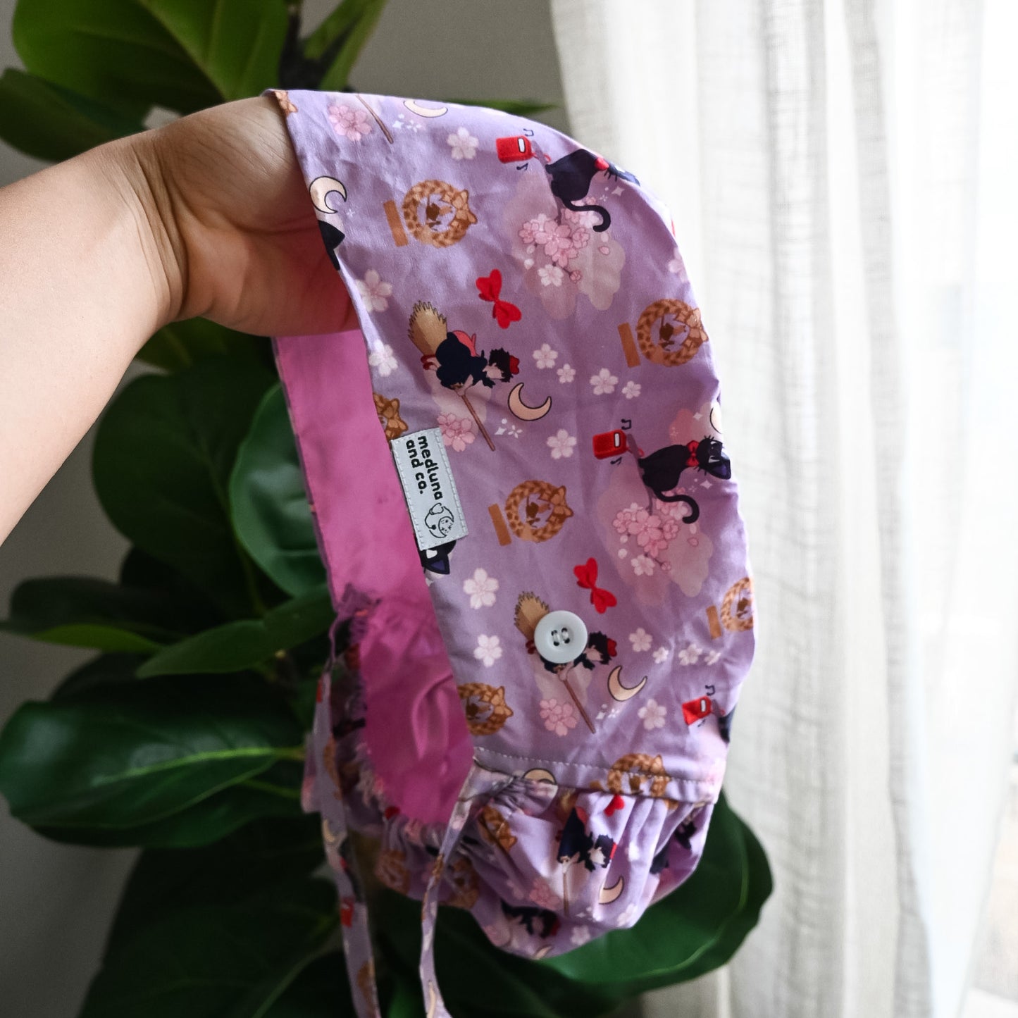 KIKI'S DELIVERY SERVICE - CHERRY BLOSSOM THEMED SATIN LINED PONYTAIL SCRUB CAP