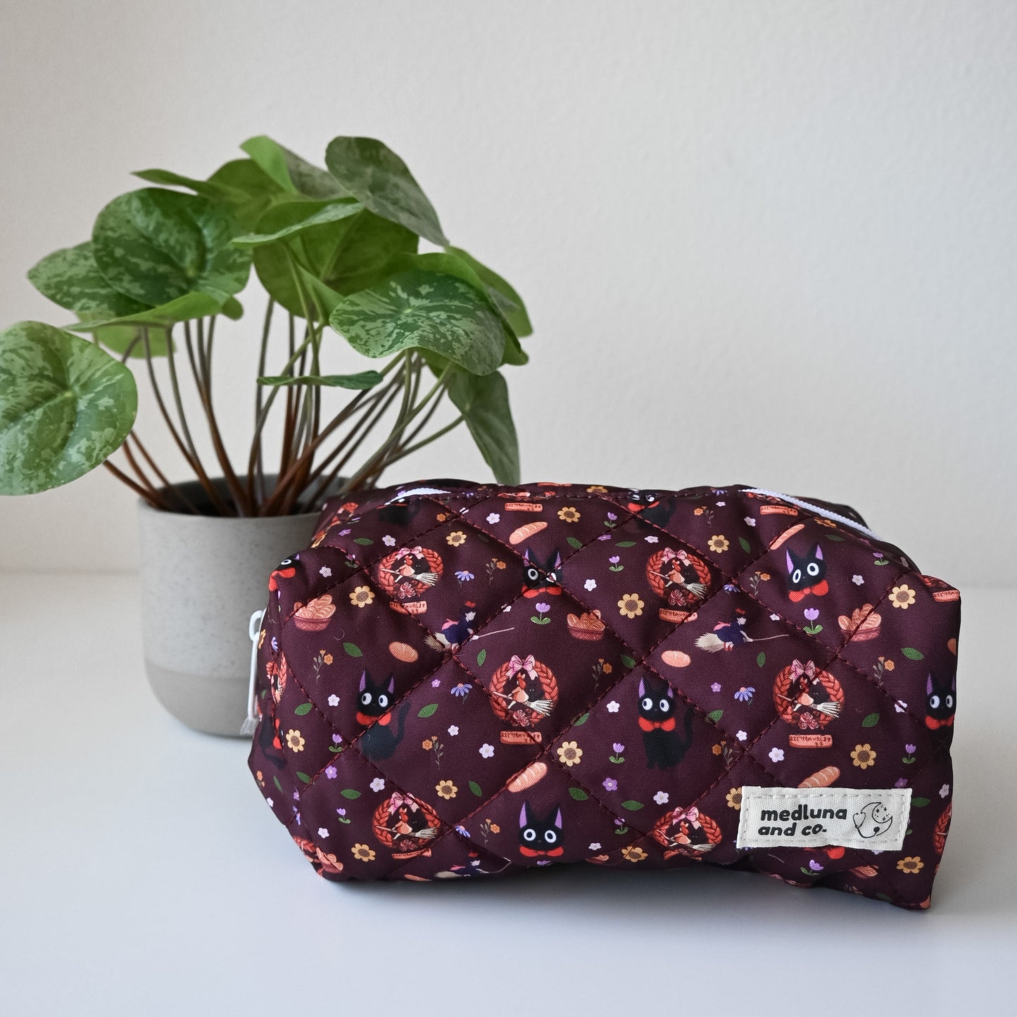 KIKI'S DELIVERY SERVICE - DARK RED JIJI THEMED MAKEUP BAG