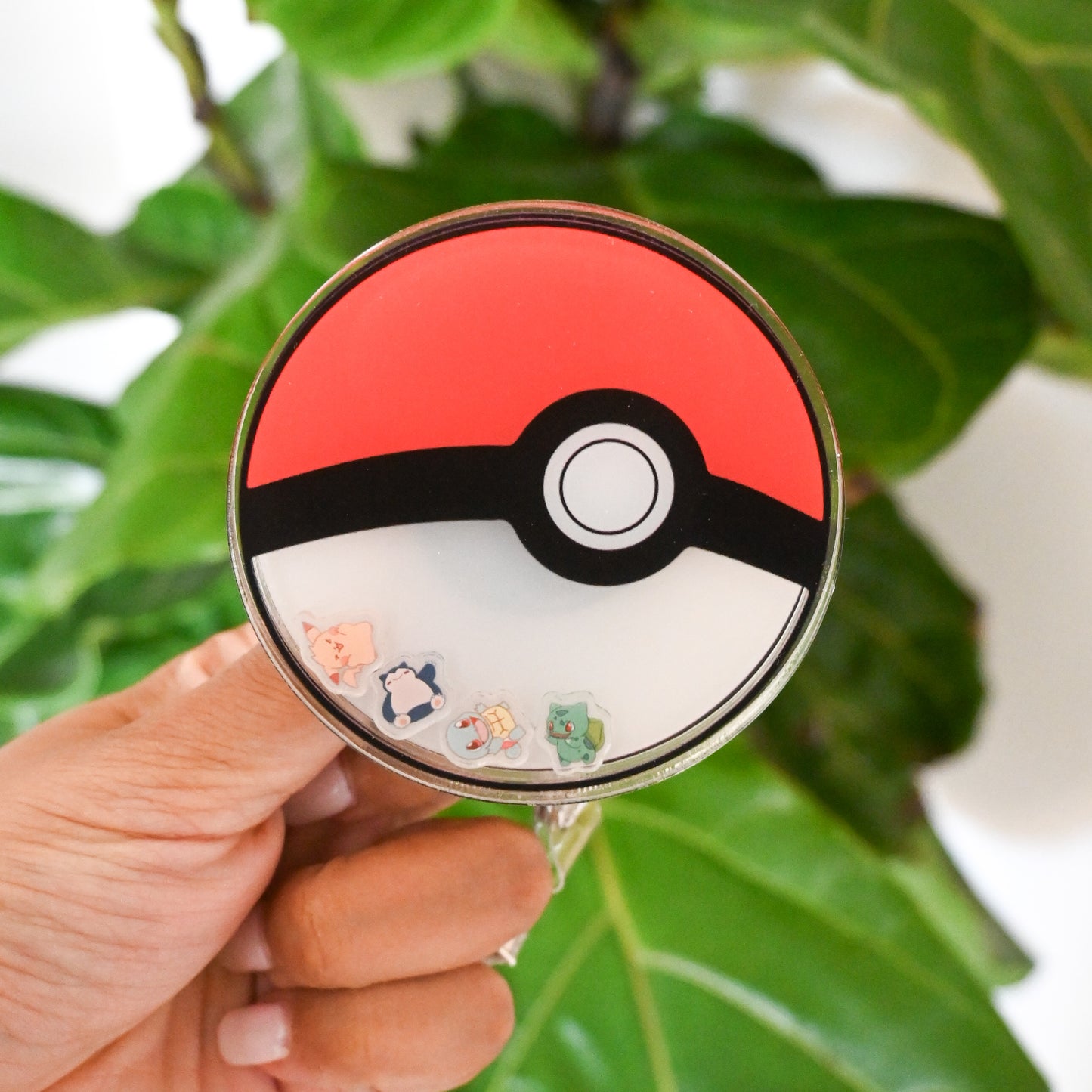 POKEMON - POKEBALL THEMED ACRYLIC SHAKER BADGE REEL