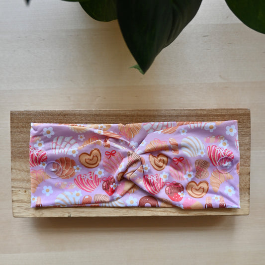 CONCHAS THEMED HEADBAND