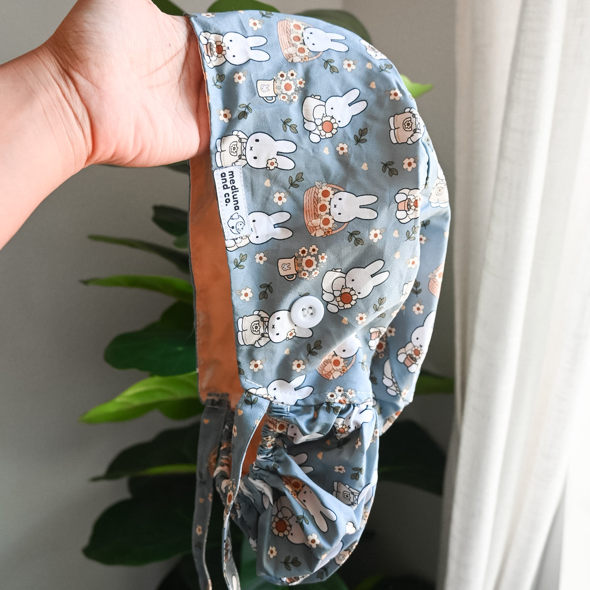 MIFFY SUNFLOWER THEMED SATIN LINED PONYTAIL SCRUB CAP