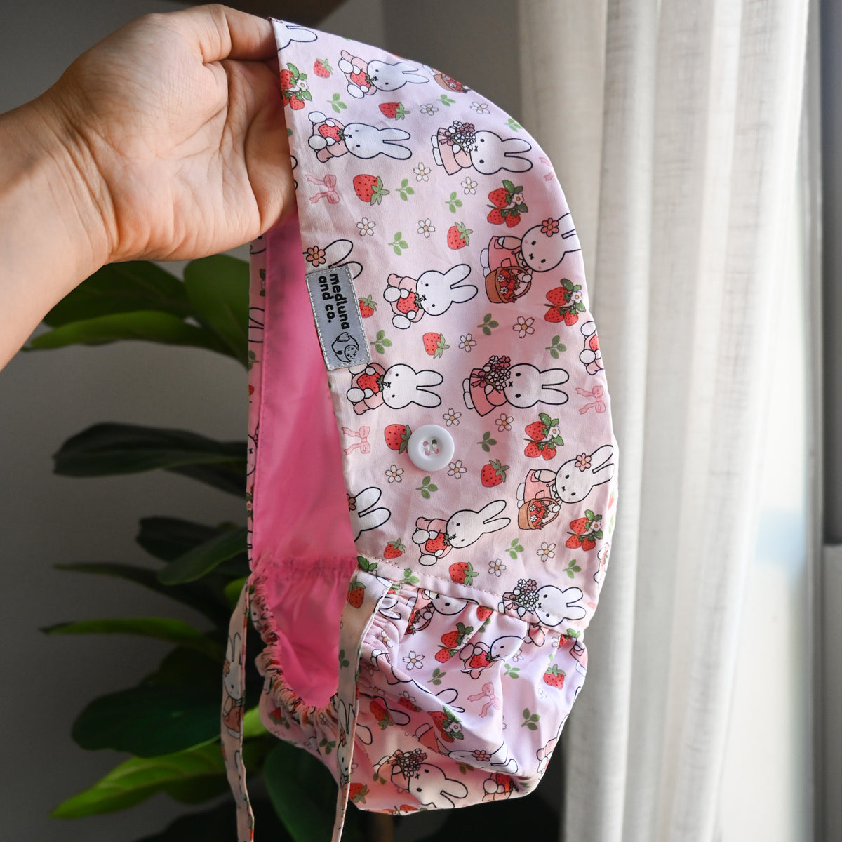 MIFFY STRAWBERRY THEMED SATIN LINED PONYTAIL SCRUB CAP