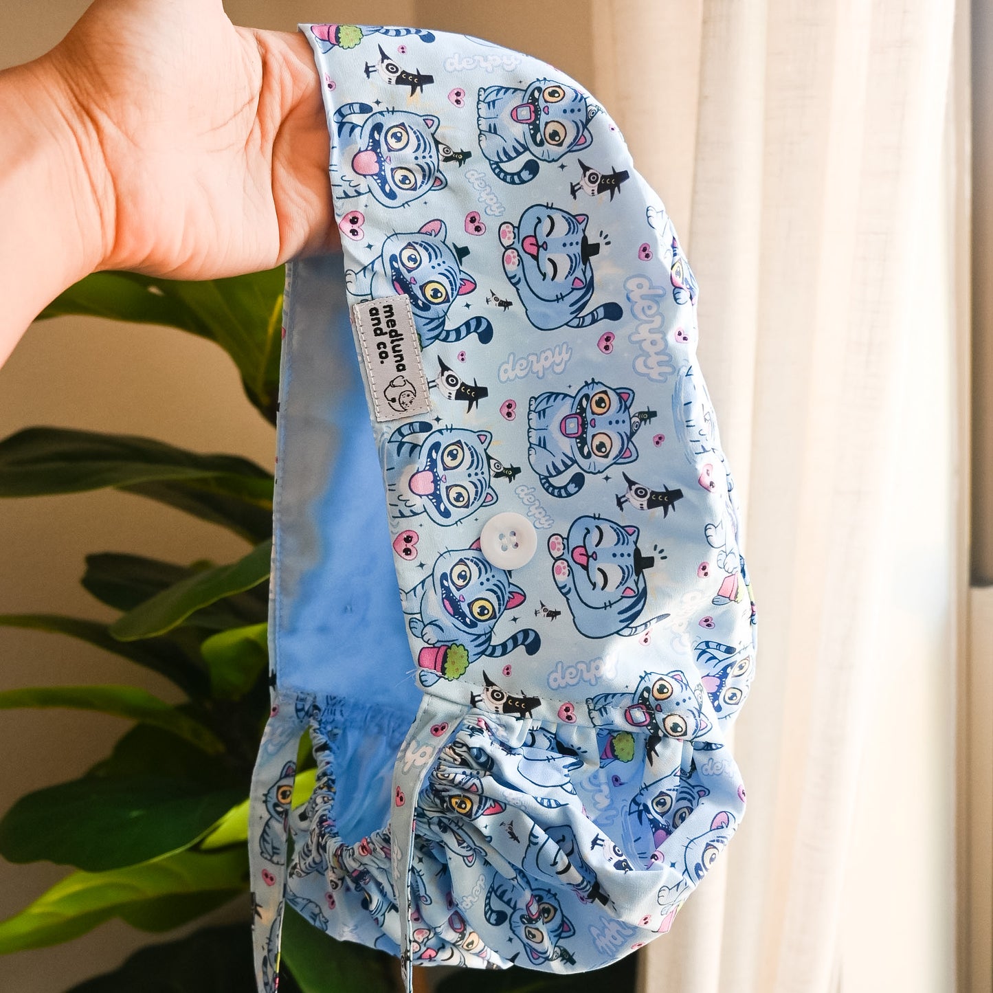 KPOP DEMON HUNTERS THEMED SATIN LINED PONYTAIL SCRUB CAP