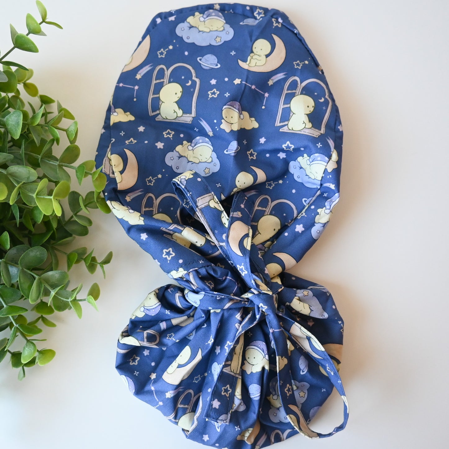 SMISKI SLEEPING AT NIGHT SATIN LINED PONYTAIL SCRUB CAP