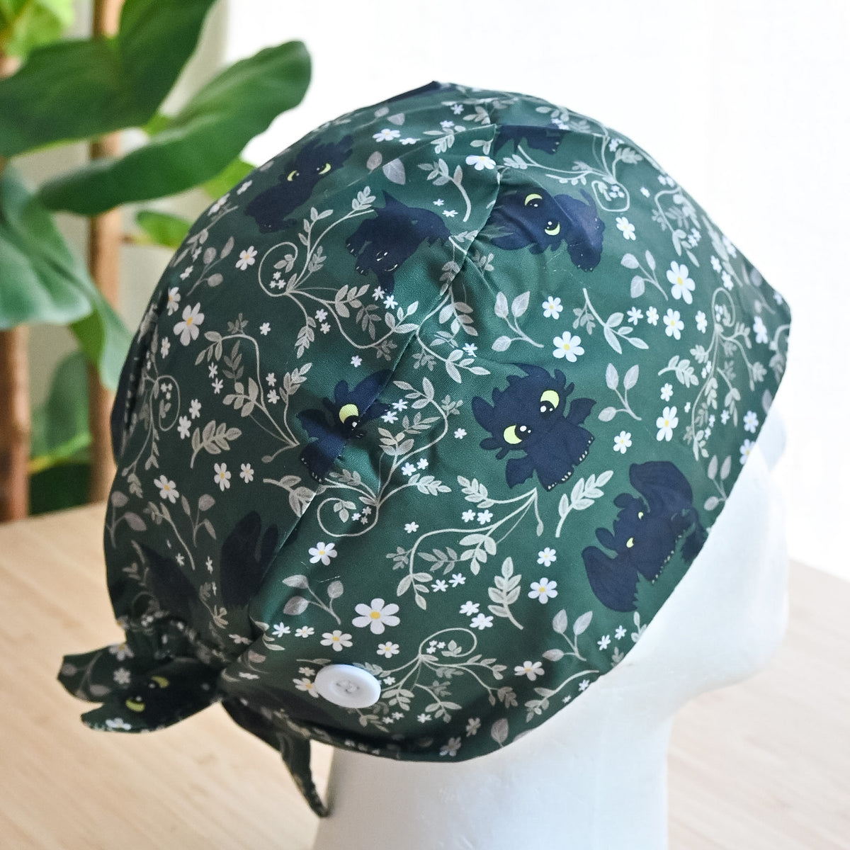 HOW TO TRAIN YOUR DRAGON THEMED SATIN LINED REGULAR SCRUB CAP