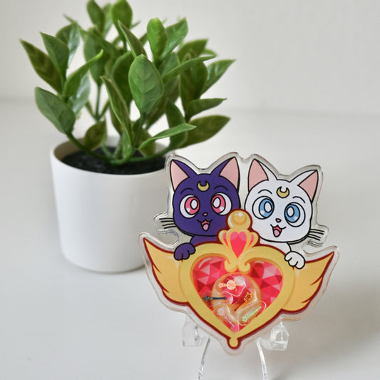 SAILOR MOON THEMED ACRYLIC SHAKER BADGE REEL