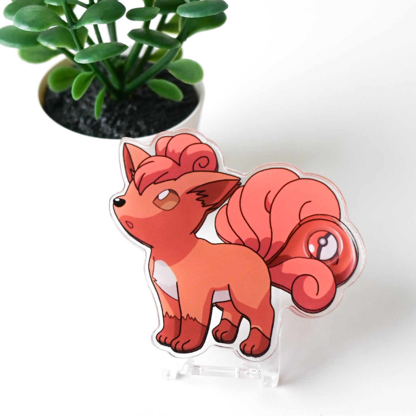 POKEMON - VULPIX THEMED ACRYLIC SHAKER BADGE REEL