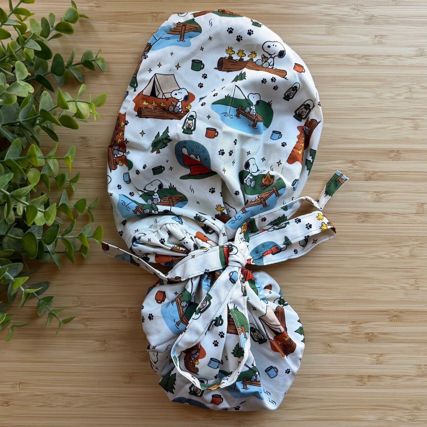 SNOOPY CAMP THEMED SATIN LINED PONYTAIL SCRUB CAP