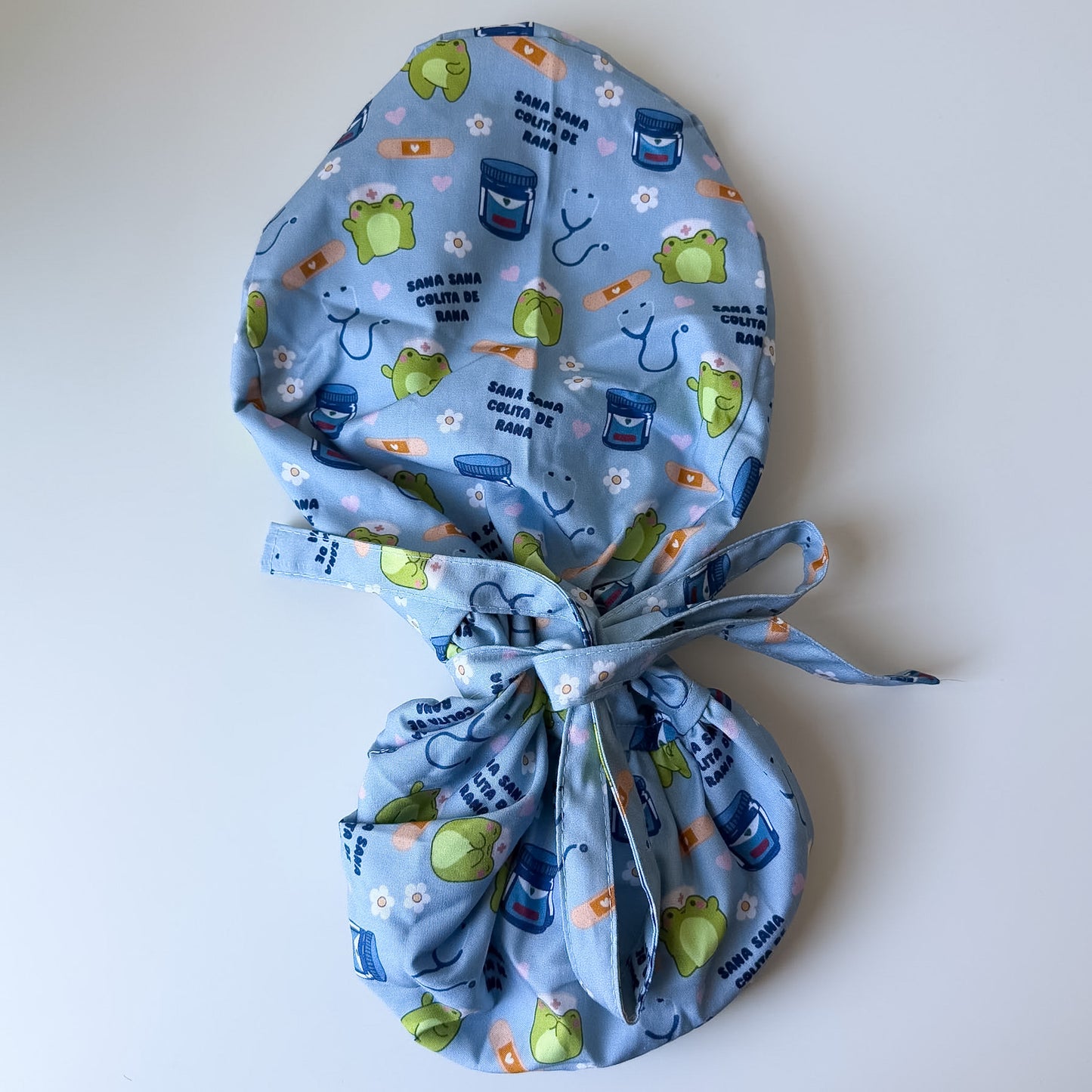 SANA SANA COLITA DE RANA LIGHT BLUE THEMED SATIN LINED PONYTAIL SCRUB CAP