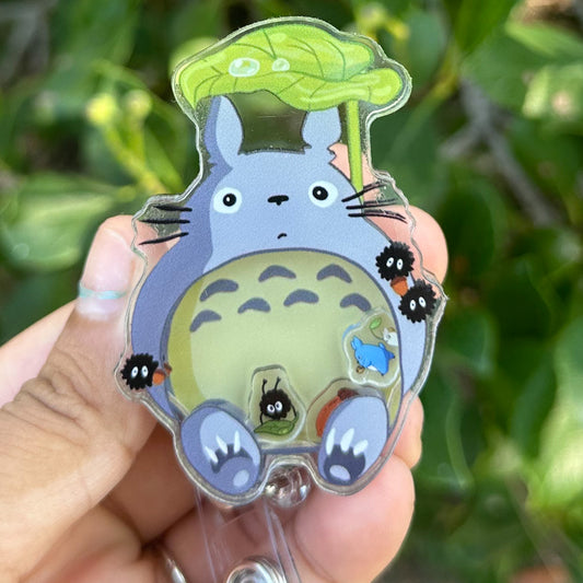 MY NEIGHBOR TOTORO - TOTORO WITH LEAF SHAKER BADGE REEL