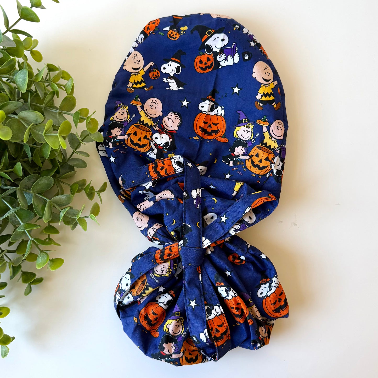 SNOOPY HALLOWEEN THEMED SATIN LINED PONYTAIL SCRUB CAP