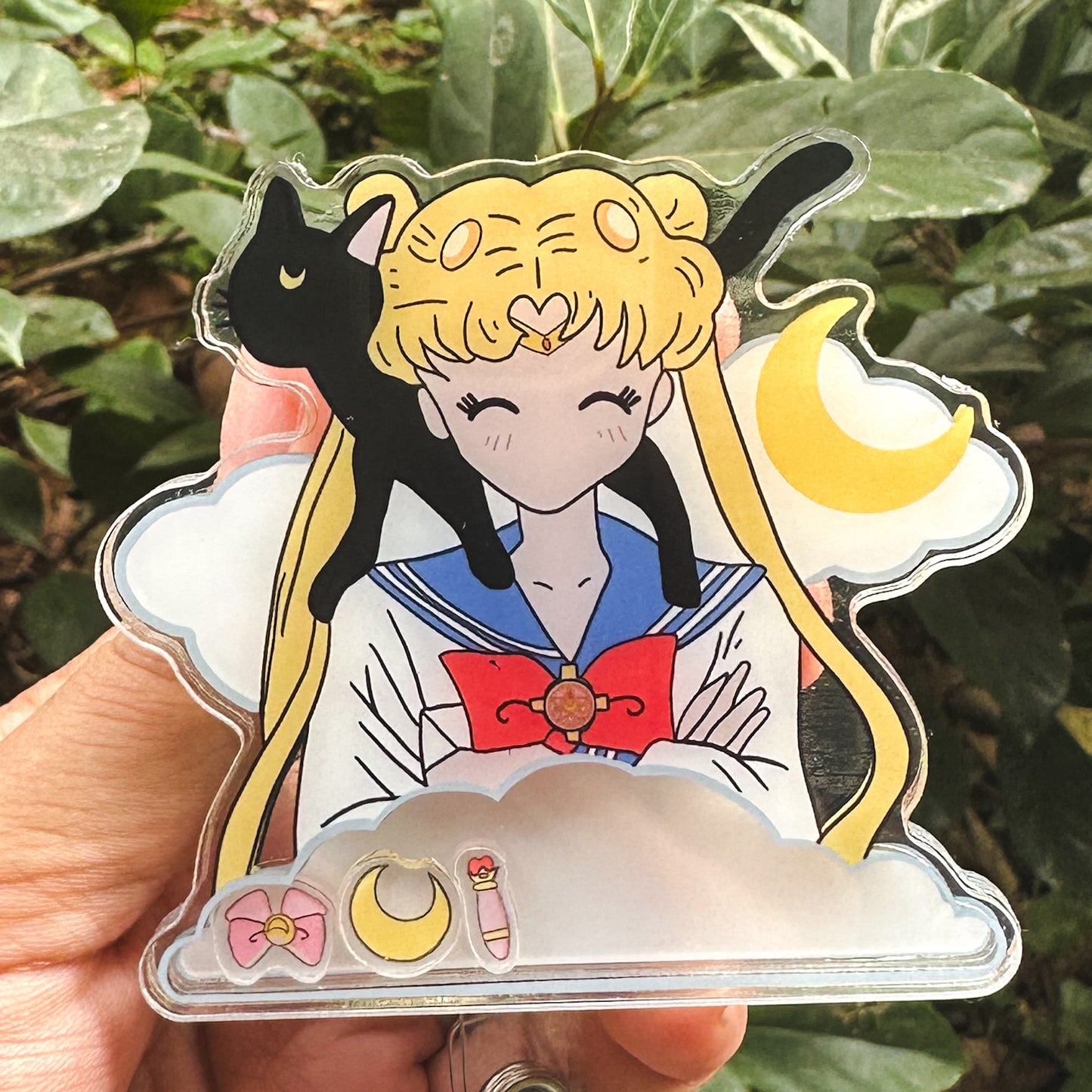 SAILOR MOON - SAILOR MOON THEMED ACRYLIC SHAKER BADGE REEL