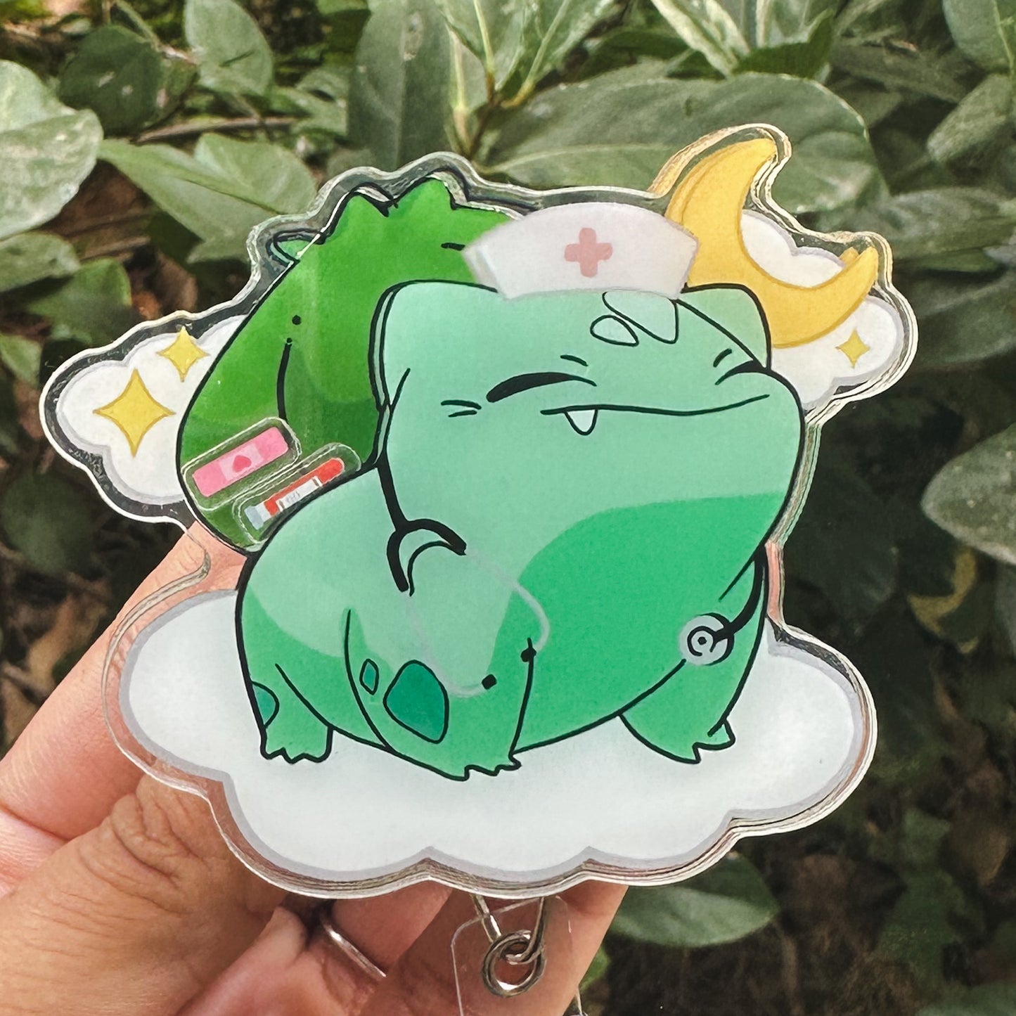 POKEMON - BULBASAUR MEDICAL THEMED ACRYLIC SHAKER BADGE REEL